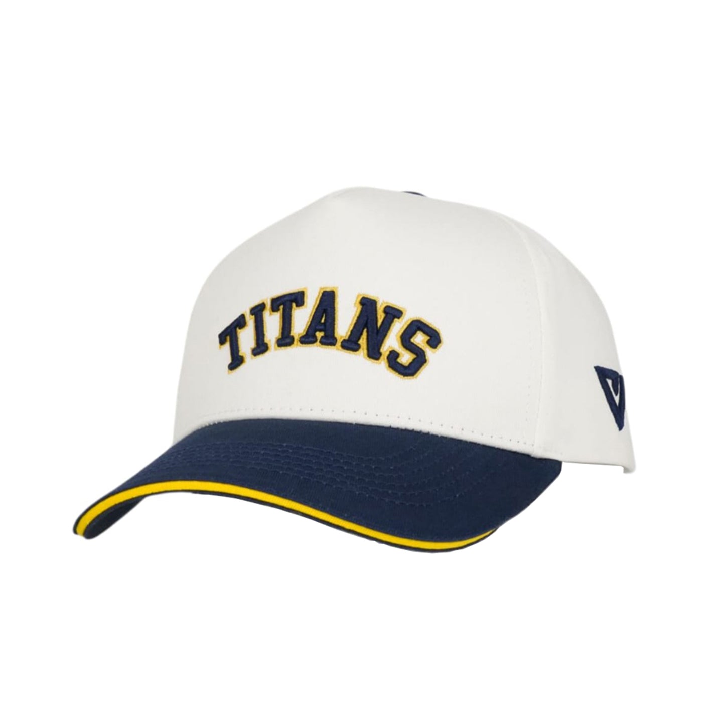 
                  
                    ValienteCaps Titans Prestige snapback hat with embroidered logo in black and gold, adjustable strap and bold design.
                  
                
