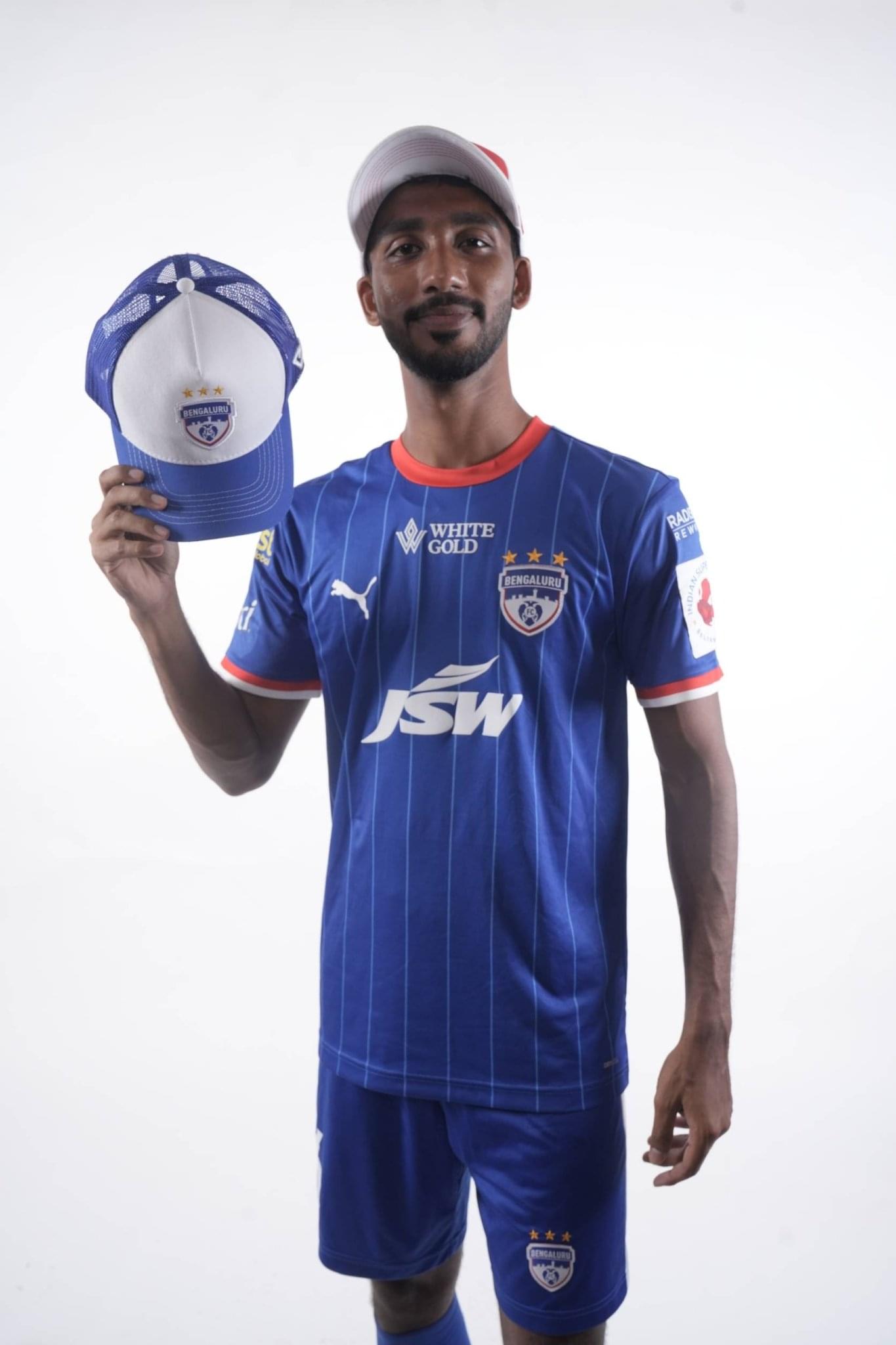 
                  
                    BFC Blue Color - valientecaps
                  
                