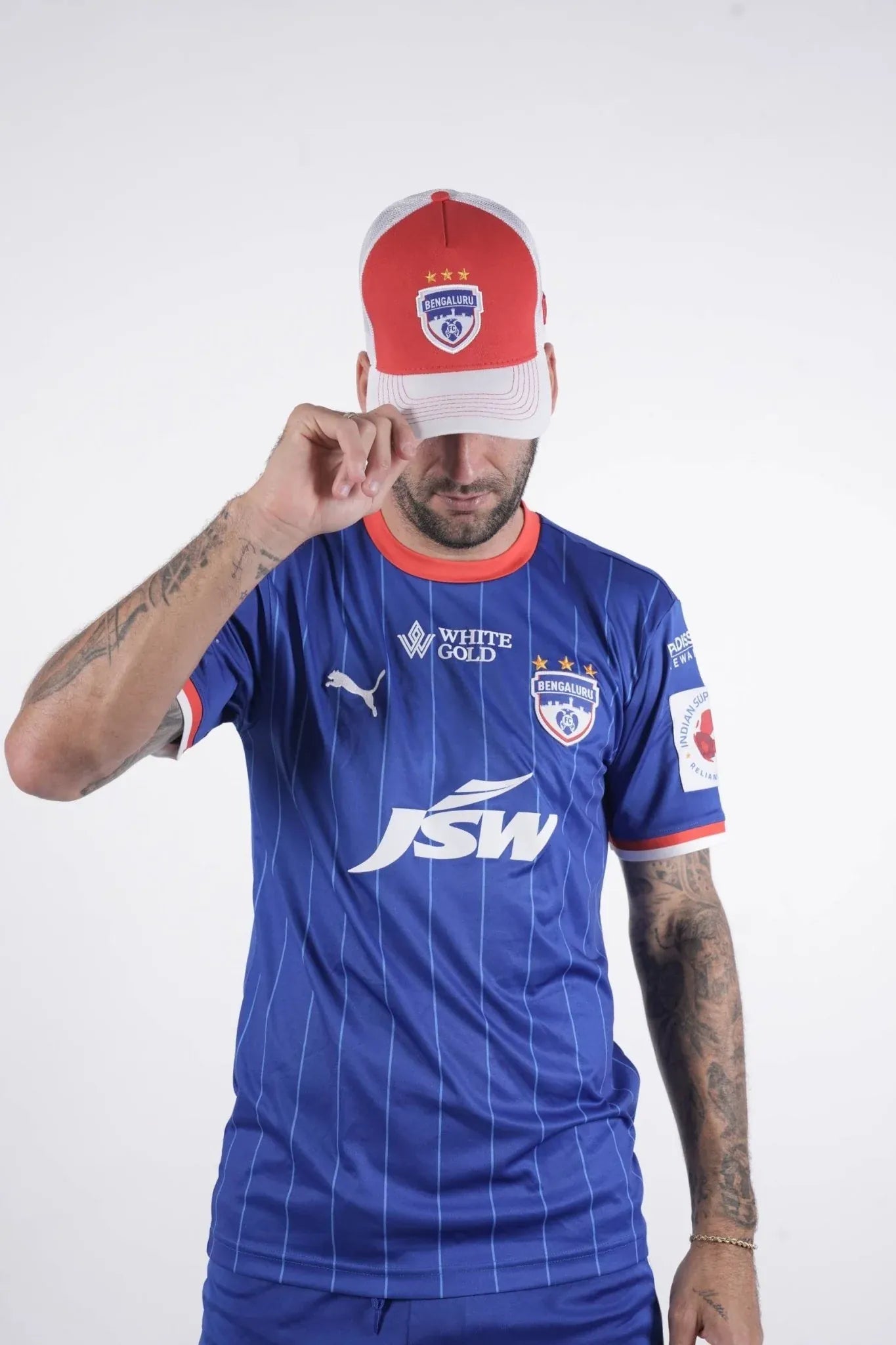 
                  
                    BFC Red Color - valientecaps
                  
                