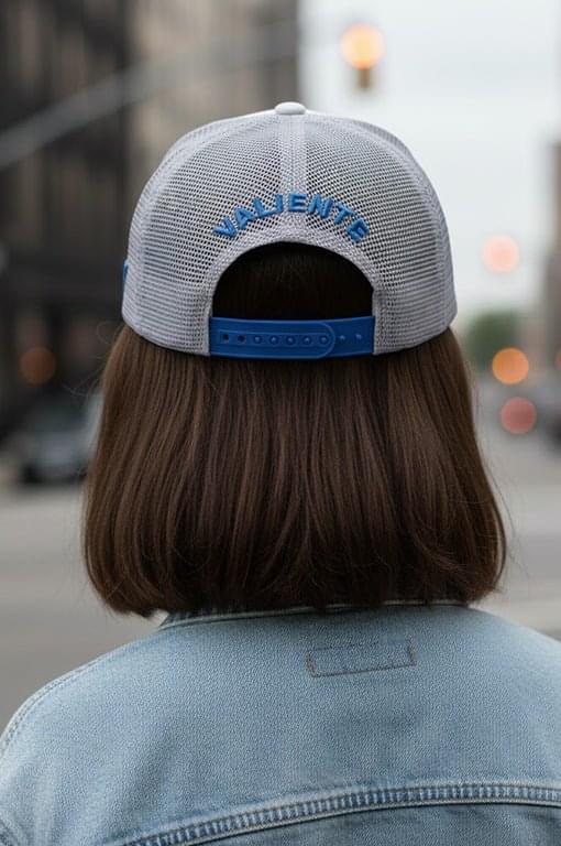 
                  
                    "Dream Chaser" Trucker Hat — Pursue Your Passions - valientecaps
                  
                