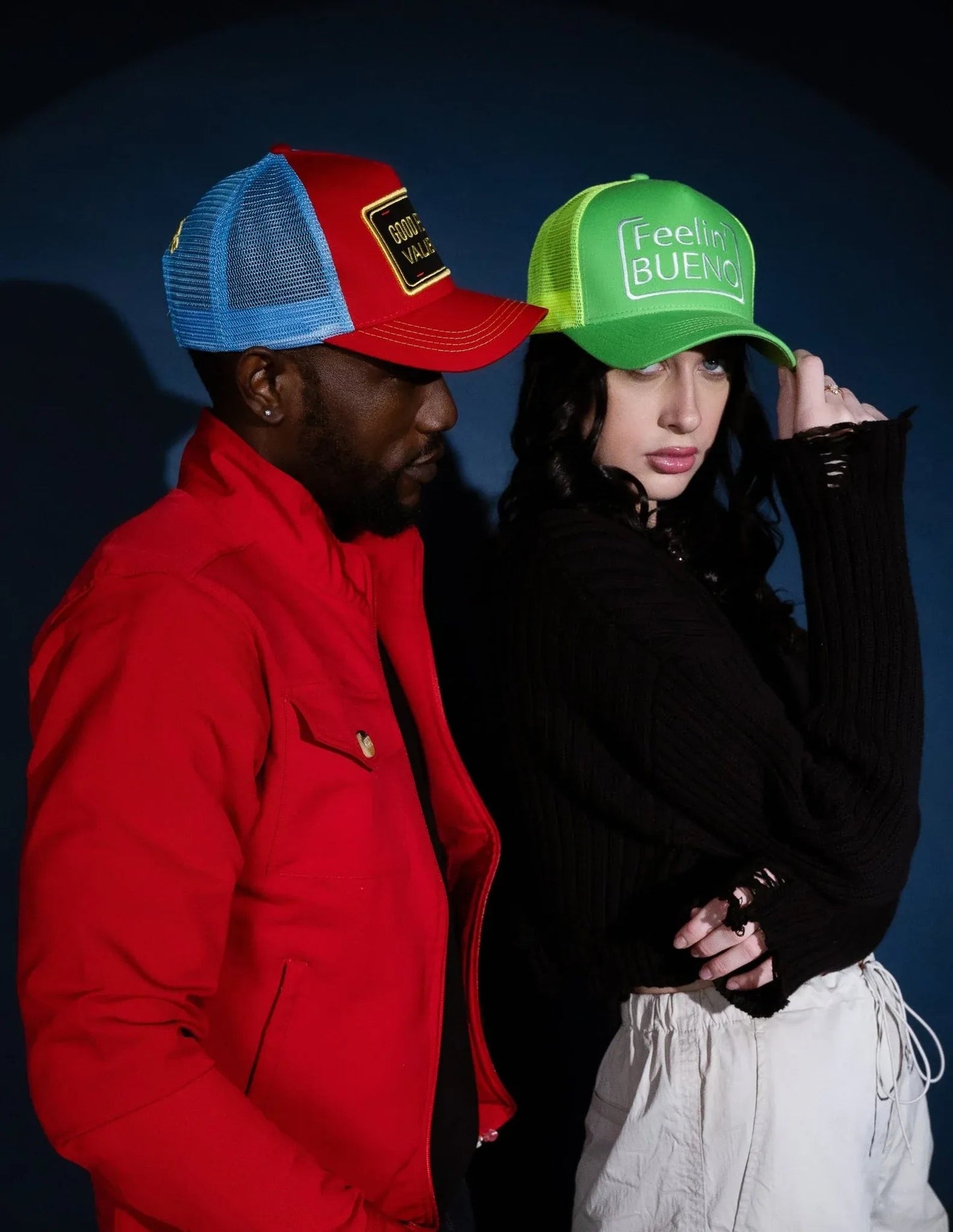 
                  
                    Feeling Bueno - valientecaps
                  
                