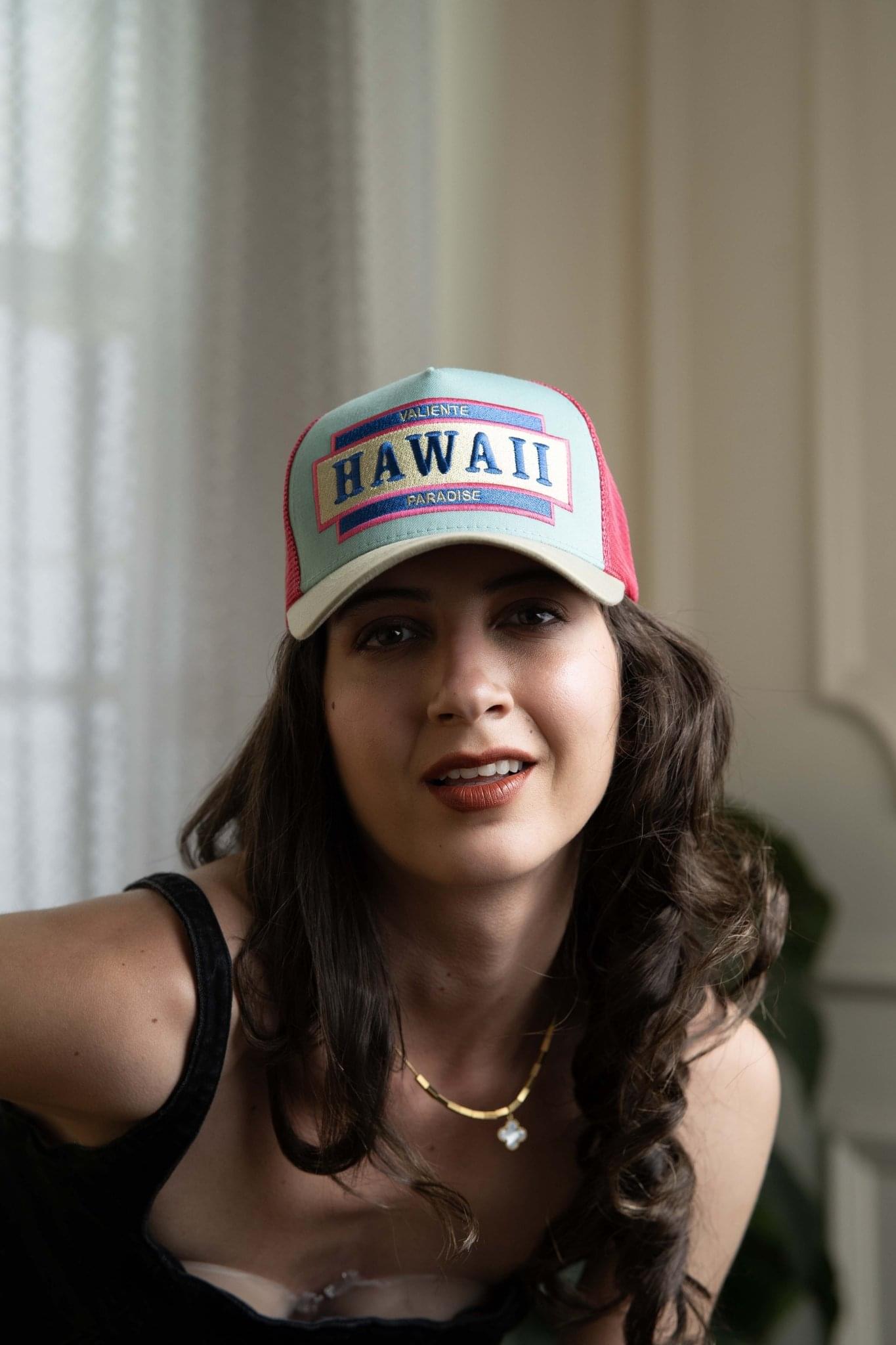 
                  
                    Hawaii Paradise - valientecaps
                  
                