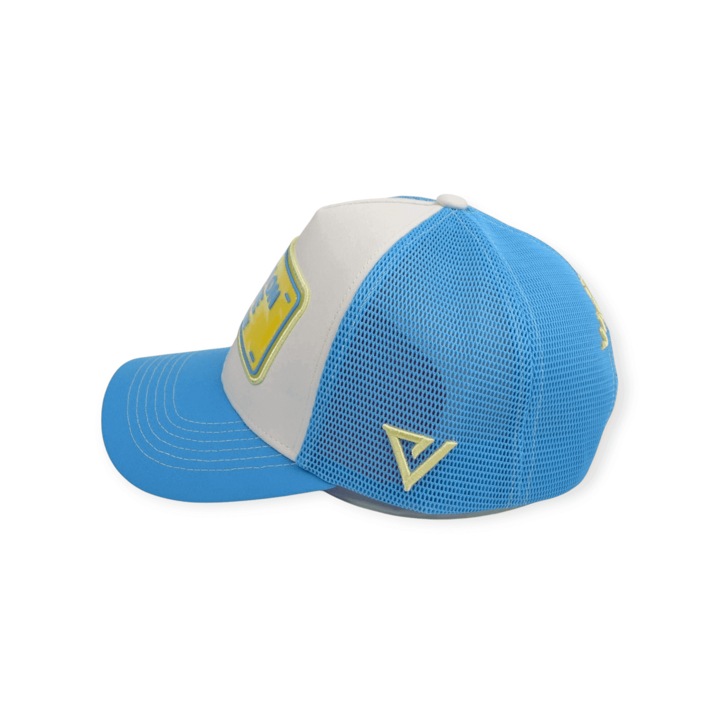 
                  
                    "High on Life" Trucker Hat Premium Rubber Logo - valientecaps
                  
                